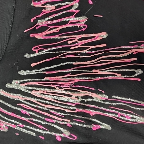 Cropped Black top customized paint and rose - Picture 4 of 7